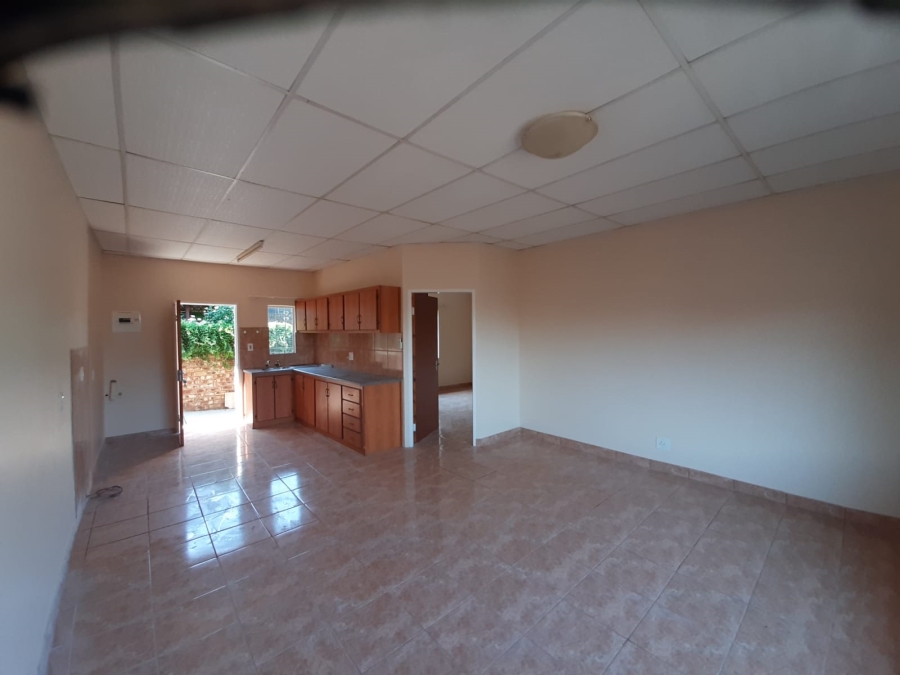 16 Bedroom Property for Sale in Hartswater Northern Cape